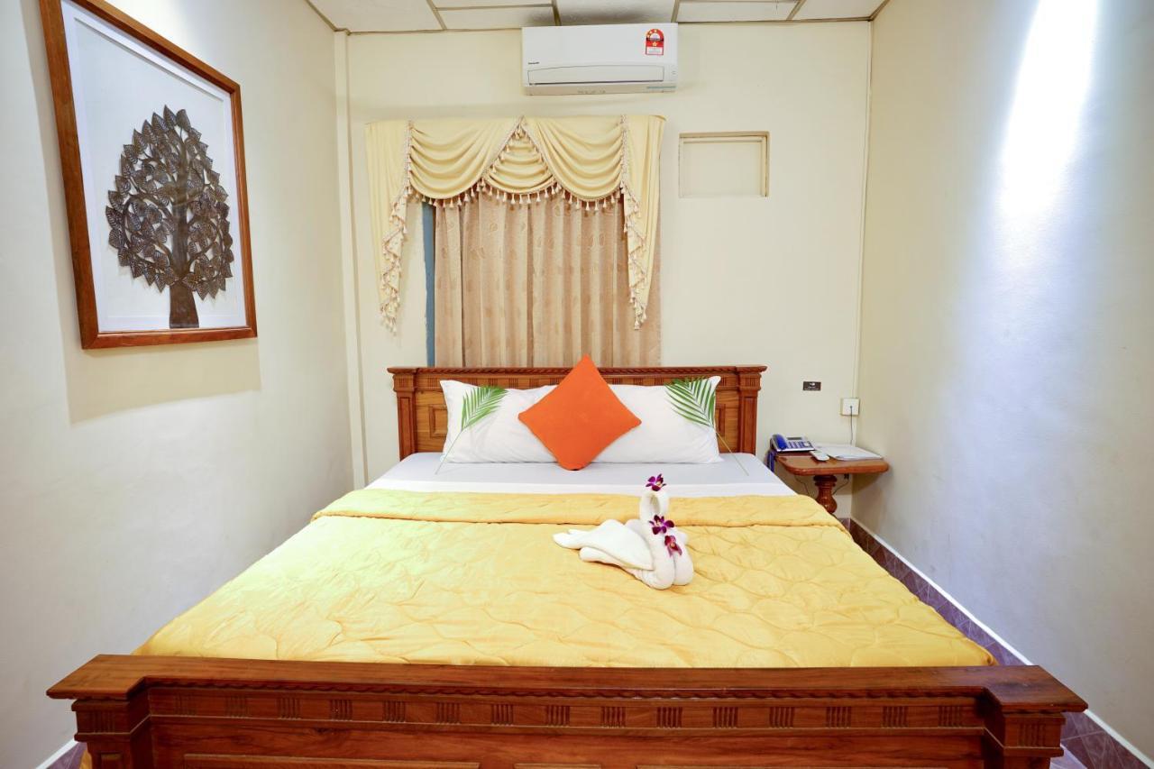 Royal Hotel Battambang Exteriér fotografie